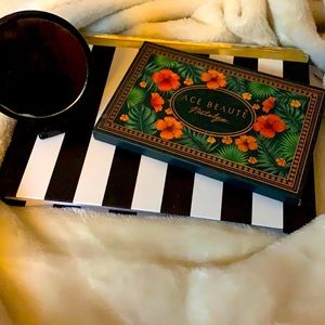 Ace Beaty Nostalgia collection/ eye shadow❤️‍🔥